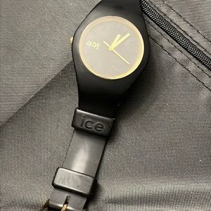 Mens Ice watch.